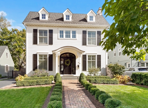 Real Estate Investment in 1 to 4 Units: Key Advantages and Essential Insights for Buyers and Sellers